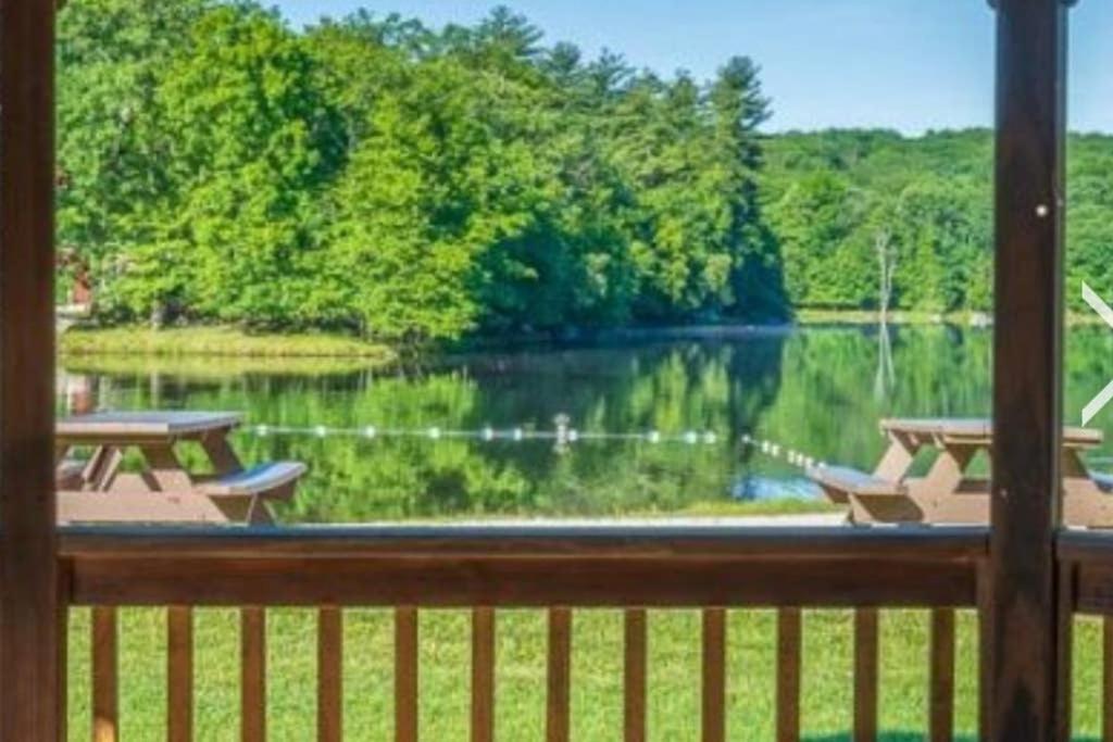 Entire 3 Bedroom Adventure Chalet, Near The Best Of The Poconos 이스트스트로즈버그 외부 사진